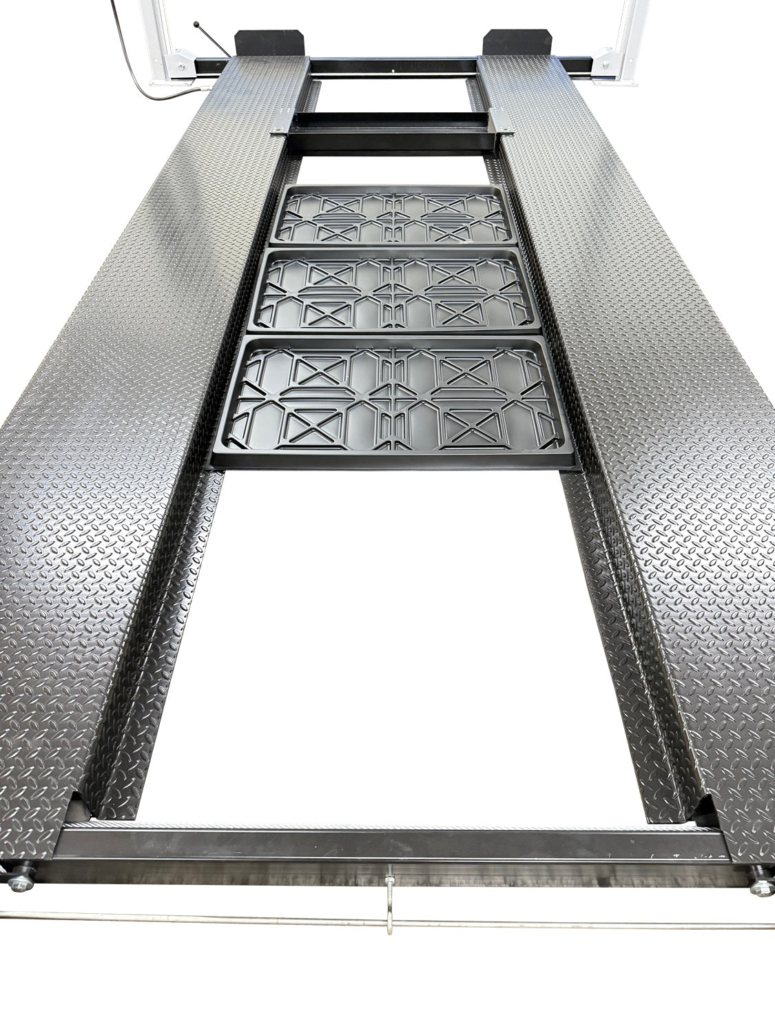 USA8000 8,000 lb Made in the USA Service Storage Four Post Automotive Lift
